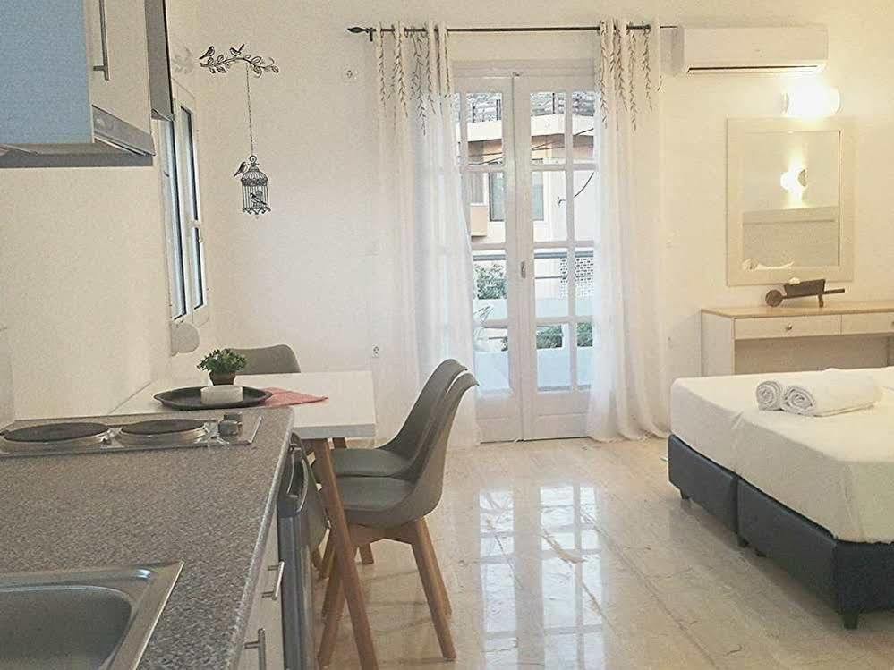 Crown Apartments Kalyves Bagian luar foto