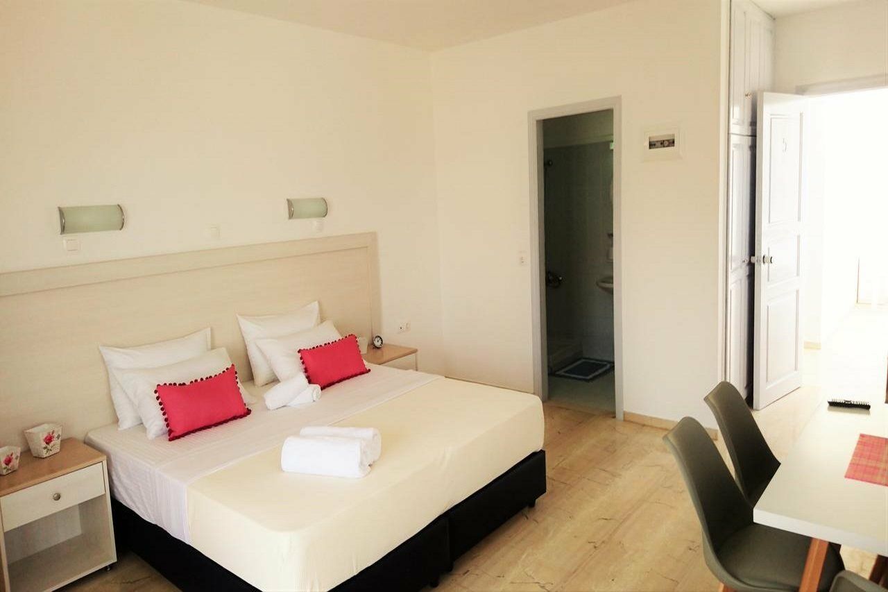 Crown Apartments Kalyves Bagian luar foto